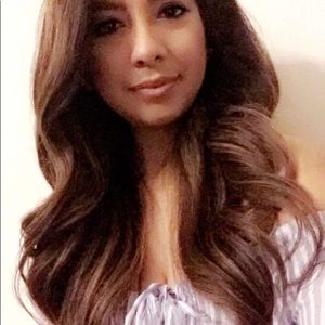 Meet your Posher, Adriana